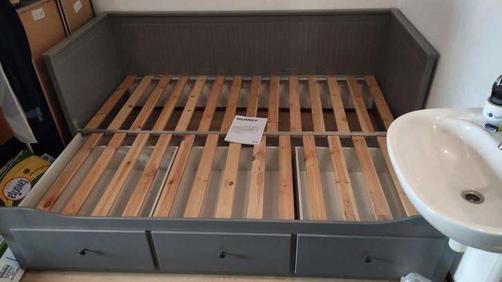 Ikea bed (bank) 200 x 160 uitschuifbaar, Huis en Inrichting, Slaapkamer | Bedden, Gebruikt, Tweepersoons, 160 cm, 200 cm, Hout