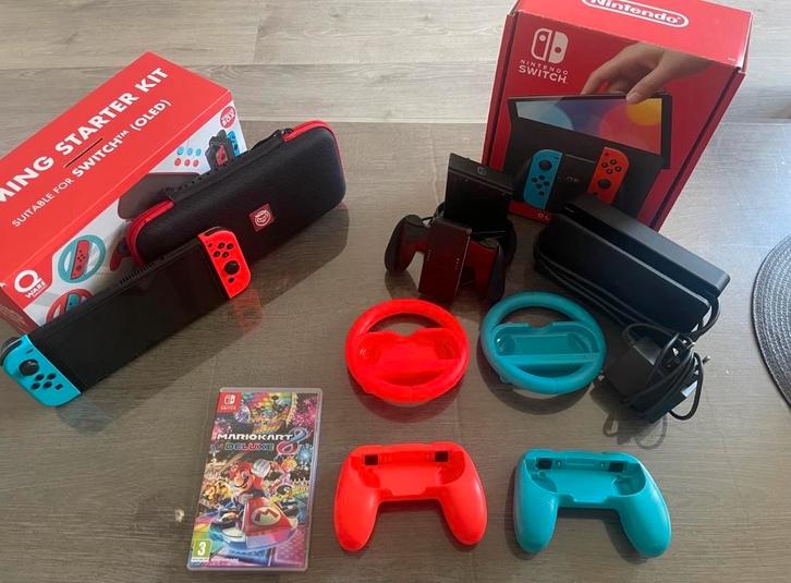 Nintendo Switch OLED Compleet set., Spelcomputers en Games, Spelcomputers | Nintendo Switch, Zo goed als nieuw, Switch OLED, Met 2 controllers