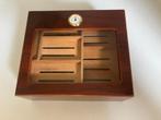 Humidor met 3 etages ., Verzamelen, Rookartikelen, Aanstekers en Luciferdoosjes, Ophalen, Gebruikt, Tabaksdoos of Verpakking