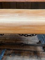 Stoere landelijke salontafel met smeedijzer onderstel, Ophalen