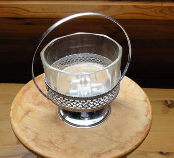 Schaaltje voor suiker, suikerschaaltje wit glas klonten beschikbaar voor biedingen