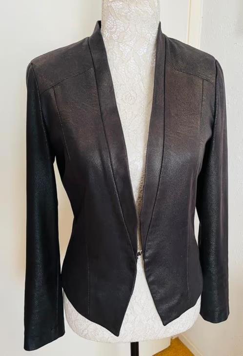 Rozes of Avalon lederlook jasje maat 38, Kleding | Dames, Jasjes, Kostuums en Pakken, Nieuw, Jasje, Maat 38/40 (M), Bruin, Ophalen of Verzenden