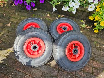 Steekwagenwiel 3.00x4 - 4 stuks € 30,00 nieuw beschikbaar voor biedingen