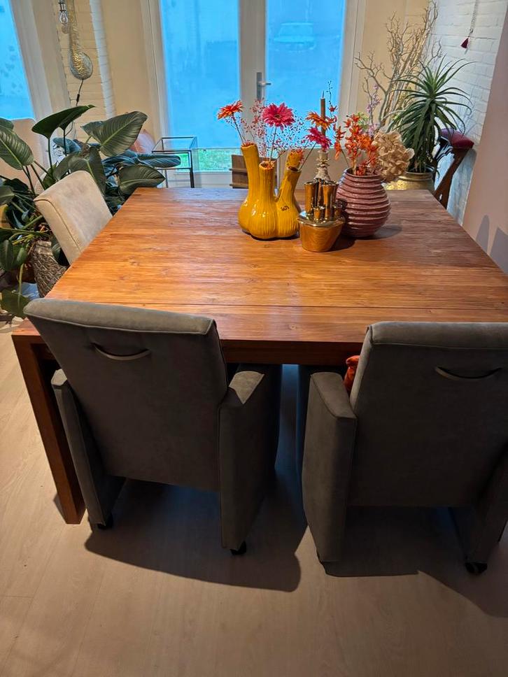 Teakhouten Tafel + 4 Verrijdbare Stoelen, Huis en Inrichting, Tafels | Eettafels, Gebruikt, 150 tot 200 cm, Vier personen, Vierkant