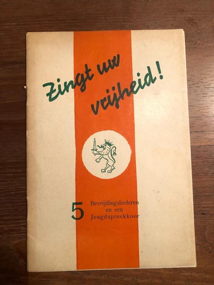 2x Bevrijding: Zingt uw Vrijheid. 5 bevrijdingsliederen en, Boeken, Oorlog en Militair, Gelezen, Algemeen, Tweede Wereldoorlog