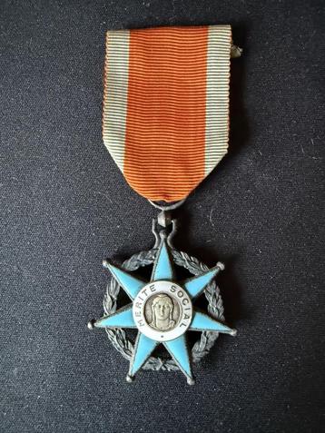 Medaille du Merite Social | WO2 beschikbaar voor biedingen
