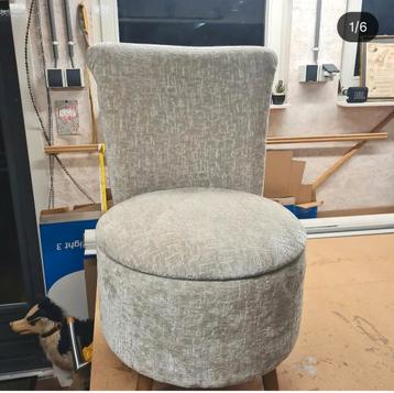 Vintage Naai-/Breistoel 1977, Mohair Bekleding beschikbaar voor biedingen