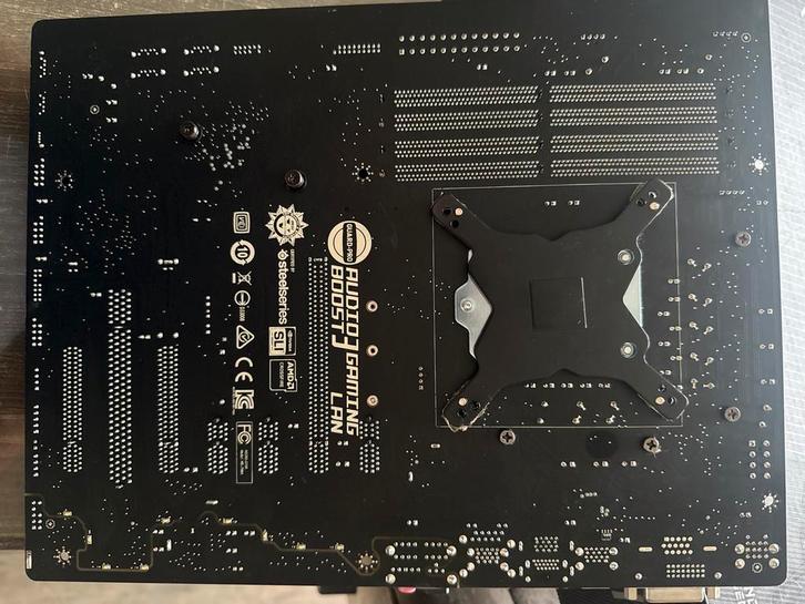 MSI Gaming Moederbord - Z170A KRAIT GAMING, Computers en Software, Moederborden, Gebruikt, Intel, DDR4, Ophalen of Verzenden