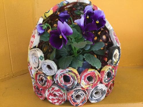 Gerecycled papier mand, Huis en Inrichting, Woonaccessoires | Schalen en Manden, Zo goed als nieuw, Mand, Rond, Overige materialen