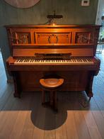 Oude klassieke piano, Muziek en Instrumenten, Piano's, Ophalen, Gebruikt, Bruin, Piano