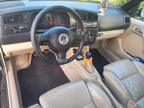 Volkswagen Golf 1.8 Cabriolet 66KW 2000 Zwart, Auto's, Volkswagen, Golf, Airbags, Open dak, Stoelverwarming, Benzine, Cabriolet
