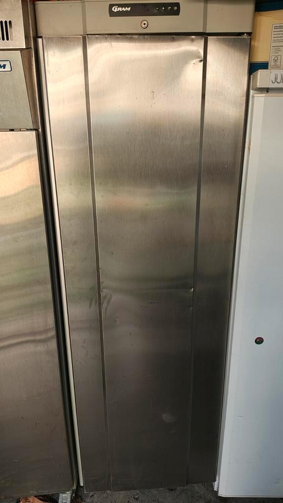 Gram F 410 RG L1 6N Professionele Diepvrieskast, Witgoed en Apparatuur, Vriezers en Diepvrieskisten, Gebruikt, Vrijstaand, Vrieskast