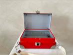 Vintage red metal suitcase with strap, Ophalen of Verzenden