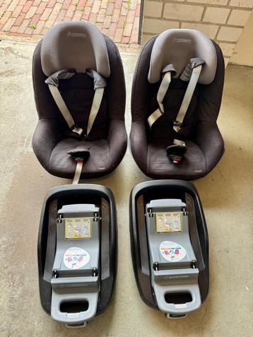 Maxi Cosi Pearl en Family Fix basis 2x beschikbaar voor biedingen