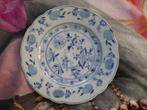 Antiek porseleinen Louis Regout bord De blauwe ui, Antiek en Kunst, Antiek | Servies los, Ophalen of Verzenden