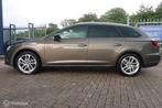 Seat Leon ST 1.4 TSI Style Connect AUTOMAAT,PANODAK,CARPLAY, Parkeersensor, Gebruikt, 4 cilinders, Leon