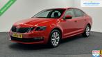 Skoda Octavia 1.0 TSI Greentech Sport Business LEDER STOF, Gebruikt, Lichtsensor, Origineel Nederlands, Bedrijf