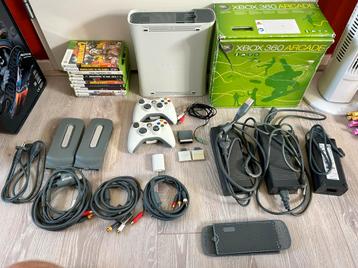 Xbox 360 spelcomputer + 11 games en vele extra’s beschikbaar voor biedingen