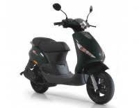 (GEZOCHT) Piaggio zip 2 takt 50cc, Fietsen en Brommers, Scooters | Piaggio, Zo goed als nieuw, Zip, Tweetakt, Ophalen