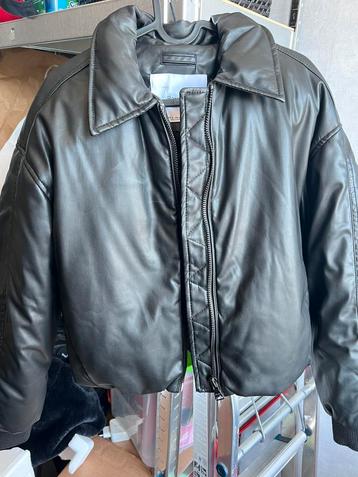 Imitatie leer jas Bershka beschikbaar voor biedingen