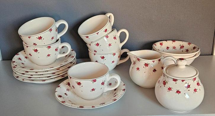 Clayre & Eef Servies met Roosjes, Huis en Inrichting, Keuken | Servies, Zo goed als nieuw, Compleet servies, Overige stijlen, Aardewerk