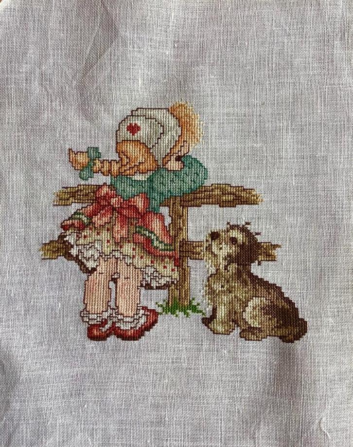 Borduurwerk, zijde, meisje, hond, Hummel, vintage, Hobby en Vrije tijd, Borduren en Borduurmachines, Gebruikt, Overige typen, Handborduren