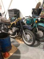 Ural motor met zijspan, Motoren, Ophalen