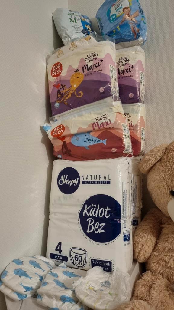 [AL OPGEHAALD] á 250 luiers maat 4 [! lees omschrijving !], Kinderen en Baby's, Overige Kinderen en Baby's, Nieuw, Ophalen