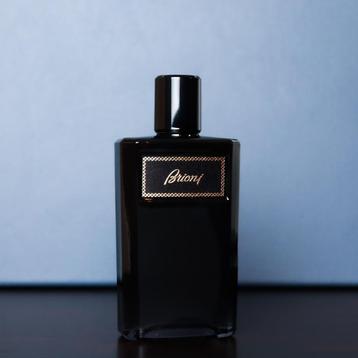 Brioni - Brioni Eau De Parfum Intense sample beschikbaar voor biedingen