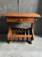 Bijzettafel aangeboden, Huis en Inrichting, Tafels | Bijzettafels, Minder dan 55 cm, Gebruikt, Rechthoekig, Hout