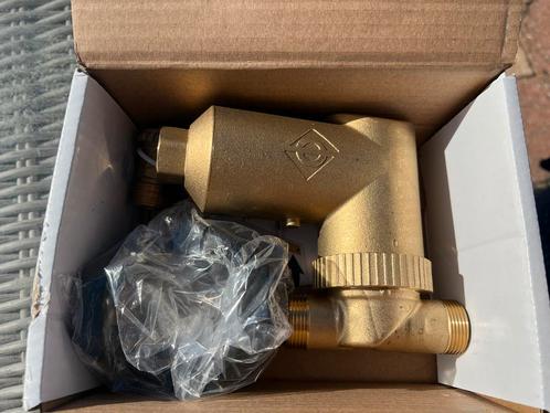 Spirotech MB3 Vuilafscheider - Nieuw!, Doe-het-zelf en Verbouw, Verwarming en Radiatoren, Nieuw, Ophalen of Verzenden