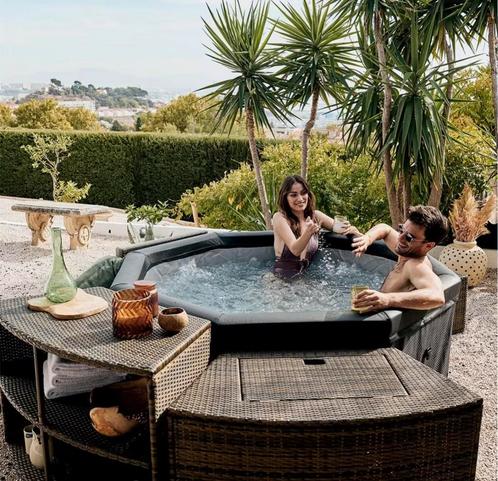 Opblaasbare Jacuzzi huren 4-6 personen – | incl. opzetten –, Tuin en Terras, Bubbelbaden en Hottubs, Nieuw, Pomp, Ophalen of Verzenden