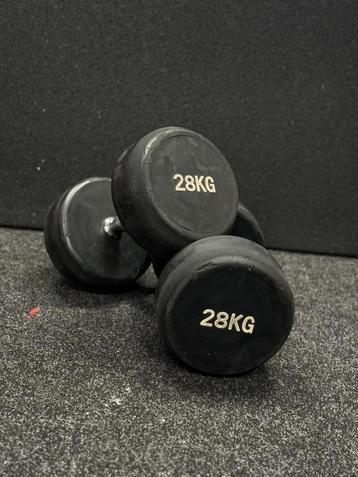 28kg dumbell set  beschikbaar voor biedingen