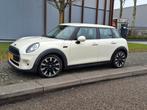 Mini 1.5 Cooper 5 deurs AUTOMAAT 2016 Wit, Auto's, Mini, 136 pk, Zwart, Bluetooth, Particulier