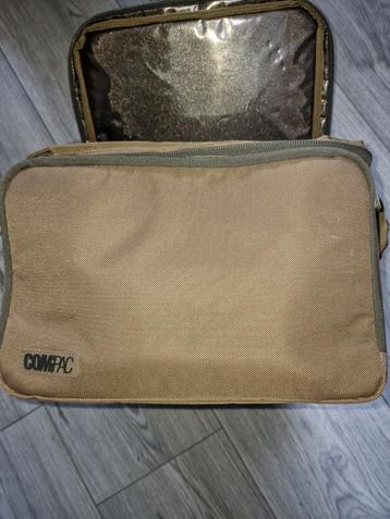 KORDA COMPAC GREEN COOLBAG GEVOERD MEDIUM beschikbaar voor biedingen