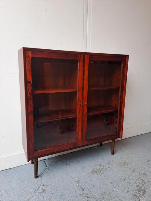 Vintage Deense kast vitrinekast, Huis en Inrichting, Kasten | Vitrinekasten, Gebruikt, 100 tot 150 cm, 100 tot 150 cm, 25 tot 50 cm