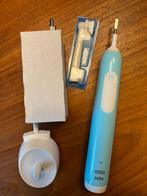 Oral B pro 1 tandenborstel, Ophalen, Zo goed als nieuw, Tandenborstel