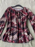 Chic Abstract Pleated Blouse in Burgundy & Black, Kleding | Dames, Ophalen of Verzenden, Zo goed als nieuw, Maat 38/40 (M), Rood