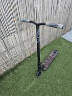 Maddgear stuntstep, Fietsen en Brommers, Steps, Ophalen, Zo goed als nieuw