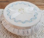 Frans brocante stoffen geboortedoosje/ doopsdoosje, Ophalen of Verzenden