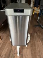 Moderne Afvalemmer met sensor., Huis en Inrichting, Woonaccessoires | Prullenbakken, Ophalen, Met pedaal, Zo goed als nieuw, 30 tot 40 liter