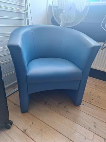 Super leuk kobaltblauw fauteuiltje! beschikbaar voor biedingen