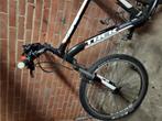 Mountainbike trek 4 series met lekke band, Fietsen en Brommers, Fietsen | Mountainbikes en ATB, Hardtail, Ophalen, Gebruikt, Trek