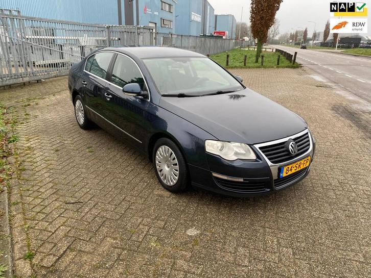 Volkswagen Passat 2.0 FSI Comfortline, Auto's, Volkswagen, Te koop, Passat, ABS, Airbags, Airconditioning, Boordcomputer, Centrale vergrendeling