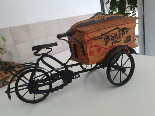 Uniek Houten Miniatuur – Bakfiets “Bakker” | Vintage, Antiek en Kunst, Antiek | Speelgoed, Ophalen of Verzenden