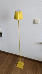 Gele Vloerlamp, Huis en Inrichting, Lampen | Vloerlampen, Ophalen, Zo goed als nieuw