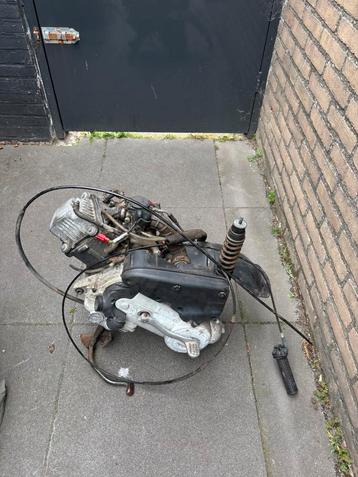 Vespa 4 Takt 2 Klepper Blok LX S LXV ET ZIP beschikbaar voor biedingen
