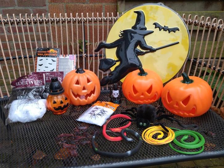 Halloween decoratie pakket / lot. - kind vriendelijk, Hobby en Vrije tijd, Feestartikelen, Versiering, Halloween of Griezel, Ophalen