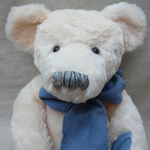 Witte beer van Sunkid (ca. 42 cm. lang), Verzamelen, Beren en Cherished Teddies, Zo goed als nieuw, Stoffen beer, Overige merken