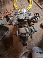 Bluspomp brandweer mercedes benz 608D, Ophalen